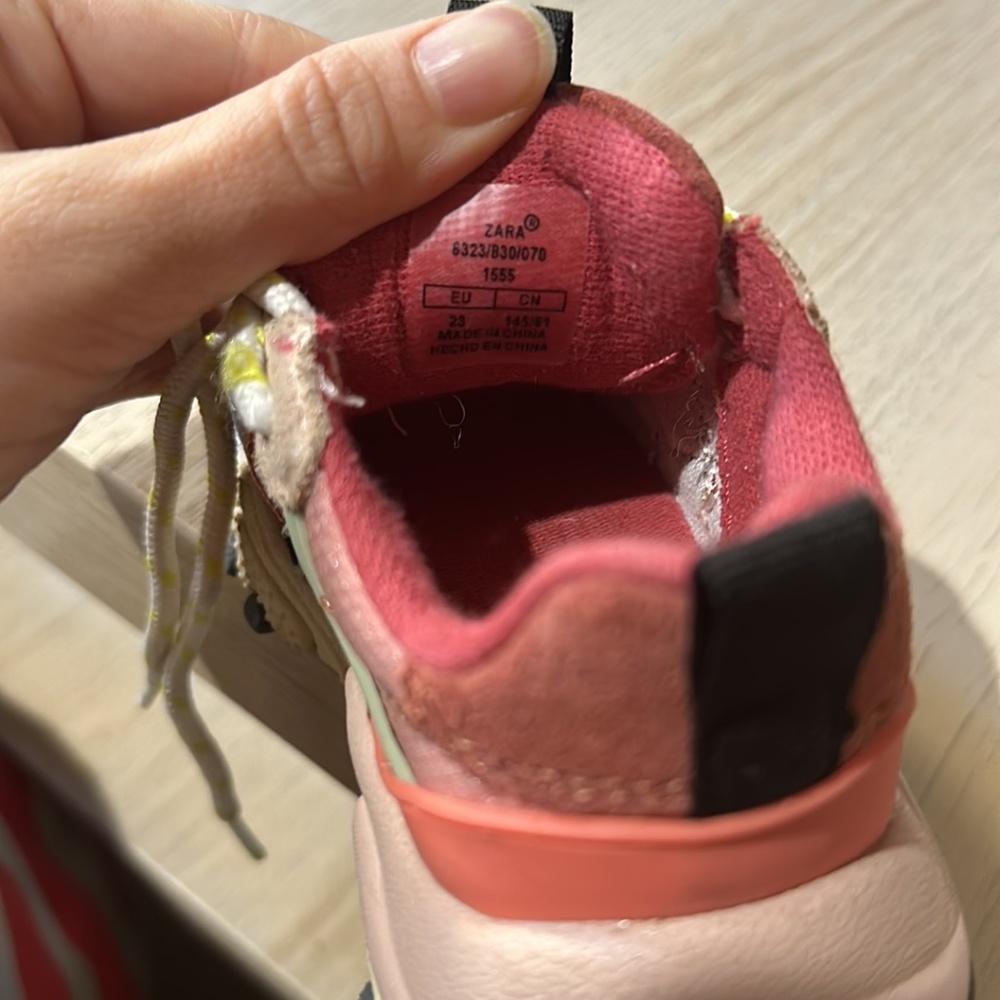 Baby Zara Toddler colorblock size 23 sneaker shoes - Picture 4 of 8